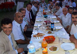 Belediye çalışanları iftarda buluştu