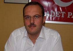 İlkeli siyaset yapmaya çağırdı