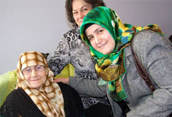 Başkandan yaşlılara hürmet