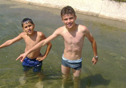 Kanallar tehlike oluşturuyor