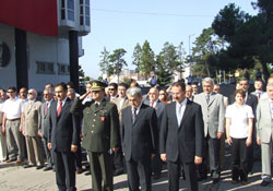 Çarşambada bayrama katılım büyük oldu