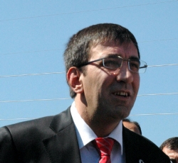 Bakan Kimlere "Gerizekalı" Dedi?