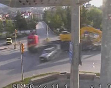 Mobese'ye takılan ilginç görüntüler