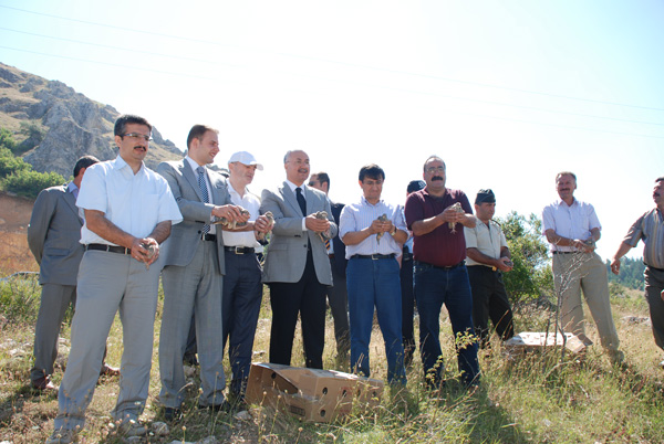 6 bin keklik doğaya bırakıldı