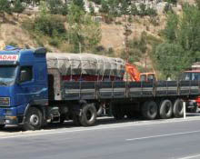 Demir yüklü kamyon bulundu