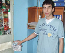 Bir ton atık kağıt 8 ağaca bedel