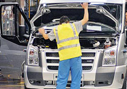 Otomotive destek şart!