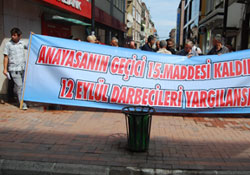 Miting öncesi bildiri dağıttılar