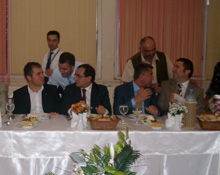 Partililer iftarda bir araya geldi