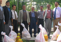 220 aileye gıda yardımı yapıldı