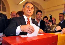 G.Saray'ın yeni başkanı ADNAN POLAT