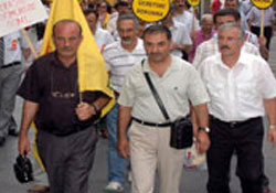 Trabzon'da Öğretmenler Tepkili