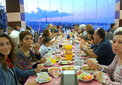 Protokol iftarda biraraya geldi