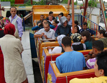 Lunaparka akın ettiler