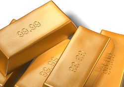 Altın bir buçuk yılın zirvesinde