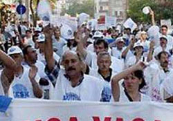 Memur yine sokağa çıkıyor