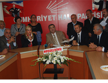 Ağacın çürük dalları budandı