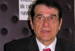 Türkler bölücü değil