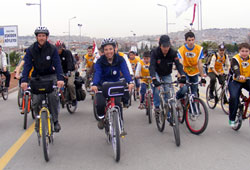 Bisikletli dünya turu