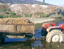 Yeşilırmak yağ akıyor!