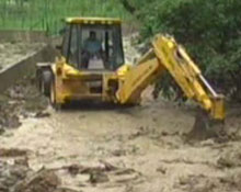 Yıkılan köprü yeniden yapıldı