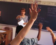 Öğretmen en az kaç lira almalı?