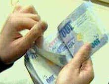 Memur maaşları 175 TL eridi!