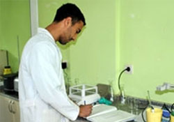 Toprak analiz ediliyor