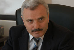 Kaldırım'a destek yağıyor