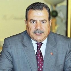 Önce Tokalaştı Sonra Jel'ledi!...