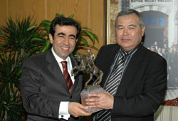 Abilov, Güzeloğlu'nu ziyaret etti