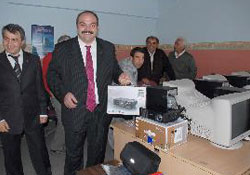 Kardeş okullara büyük destek