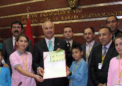 Miniklerden eğitime büyük destek