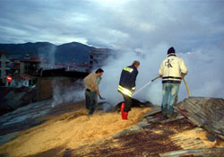 Çeltik Fabrikaksı'nda yangın paniği