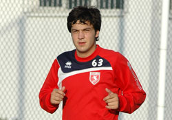 Caner'i Zeren kontrol edecek