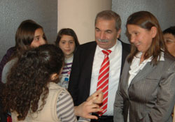 Gazi dersanesi öğrencileri 120 filmini izledi