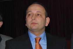 Gümüş kaynak arıyor