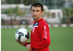 George kendine geldi