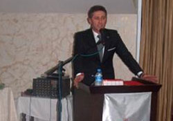 Sever'den kredi uyarısı!