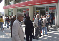 Bankada parası olanlar dikkat