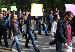 Öğrenciler YÖK'ü 'unutmadı!'