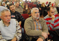 Aydınlatma konferansı sürüyor