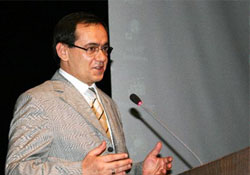 Bakan Mustafa Demir'i göreve çağırdılar