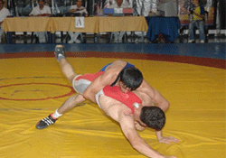 Milli Güreşçi 'ye vefa