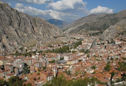 Faylar üzerindeki kent: Amasya