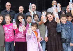 Öğrenciler suyun kaynağını gezdi