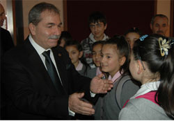 Demirtaş okulları gezdi