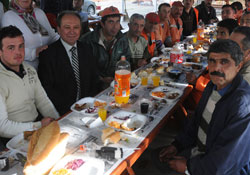 Atakum Belediyesi'nde mangal keyfi