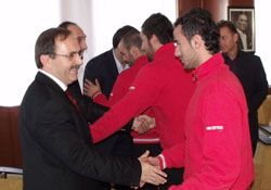 Tesislerde bayramlaştılar