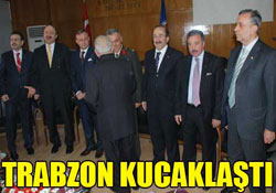 Özak memleketinde bayramlaştı